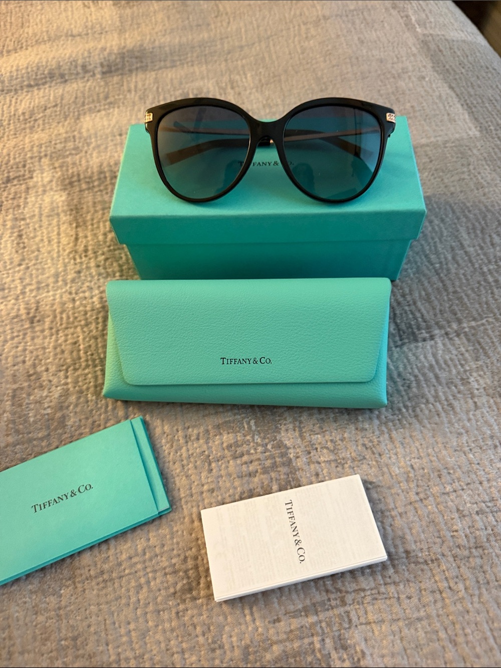 Tiffany & Co. Black Cat-Eye Sunglasses with Teal Lenses rose gold!